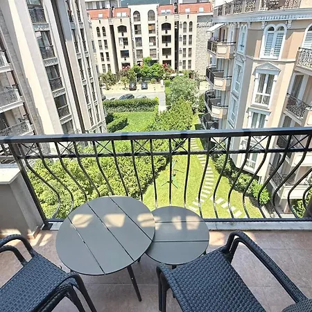 Bratanov Cascadas Family Apartament