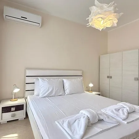 Bratanov Cascadas Family Apartament