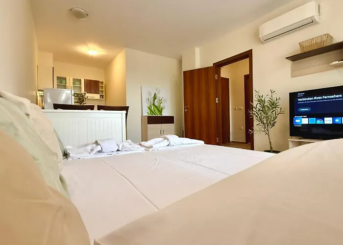 Apartment Bratanov Cascadas Family Slantschew brjag