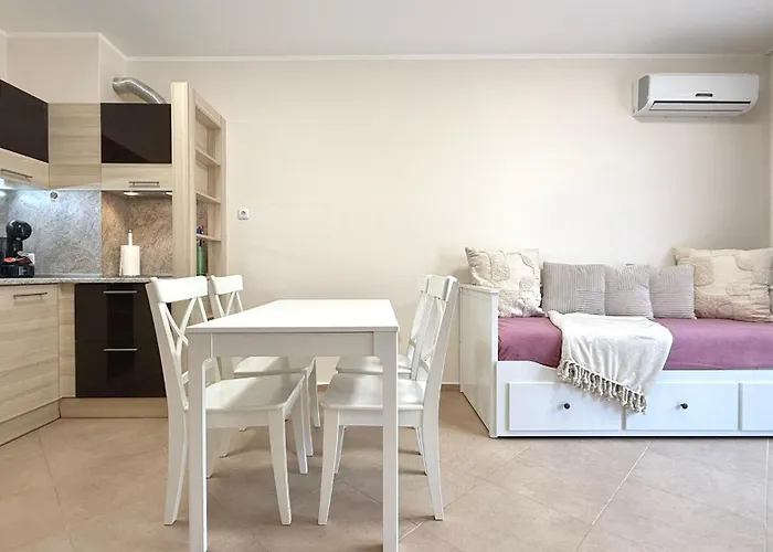 Bratanov Cascadas Family Apartment