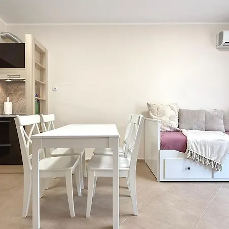 Bratanov Cascadas Family Apartment
