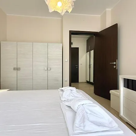 Bratanov Cascadas Family Slăntjev Brjag